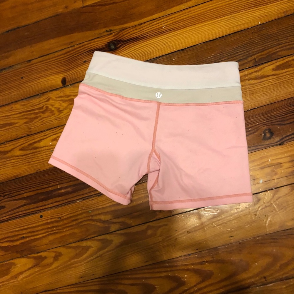 ❗️SOLD❗️LULULEMON pink biker shorts